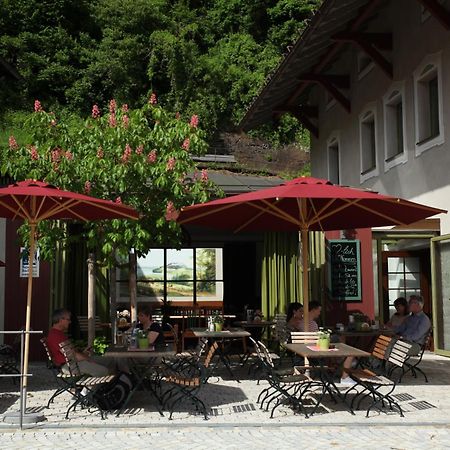 Hotel Hofwirt Neubeuern Exterior photo